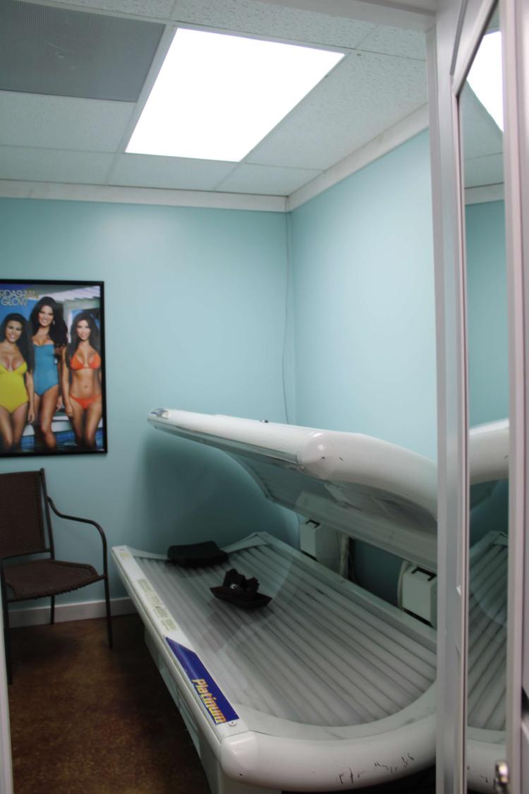 Regular tanning bed